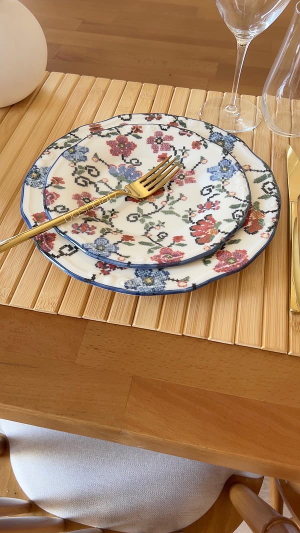 Kanaviçe Desen 6 Kişilik 24 Parça Porselen Yemek Seti
