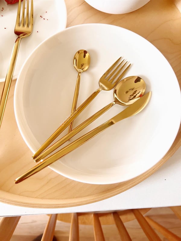 Layana 12 Kişilik 84 Parça Titanyum Gold Çatal Kaşık Bıçak Seti