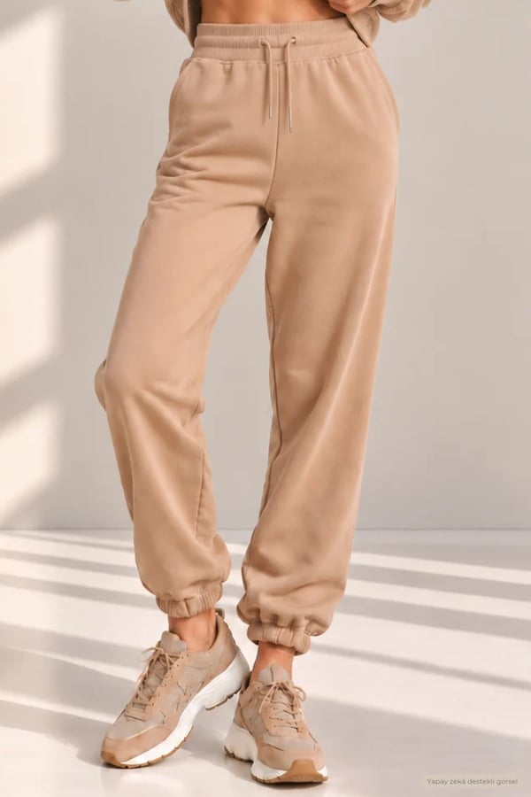 Kadın Günlük Stil Paçası Lastikli Regular Fit Eşofman Altı-Bej