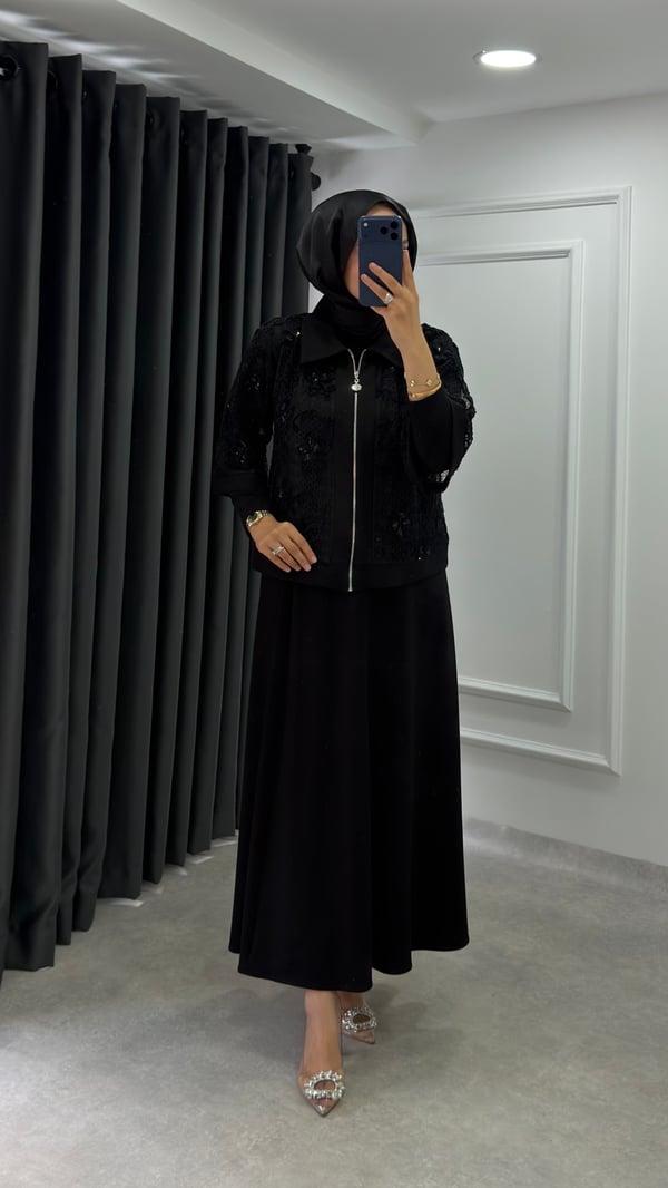 Hanife Takım | Siyah