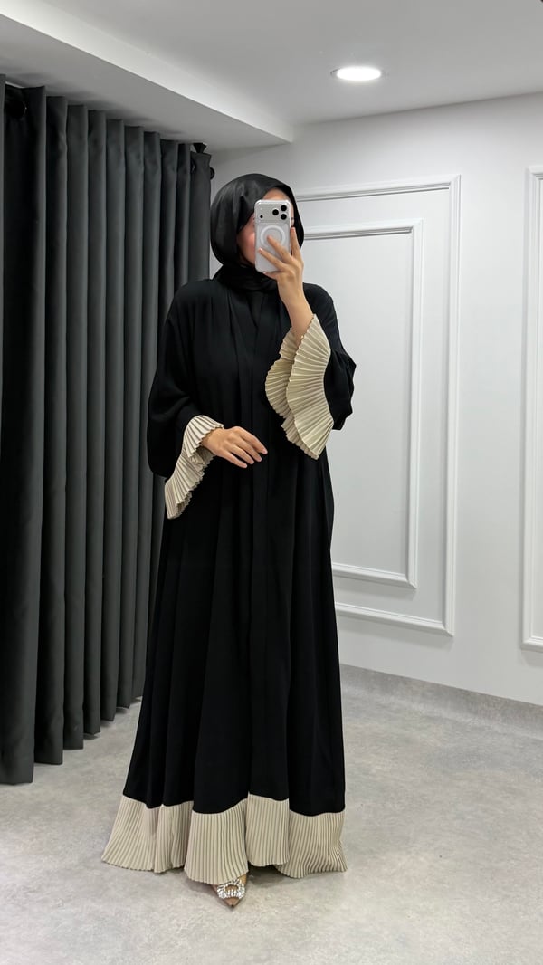 Valantiya Abaya | Siyah