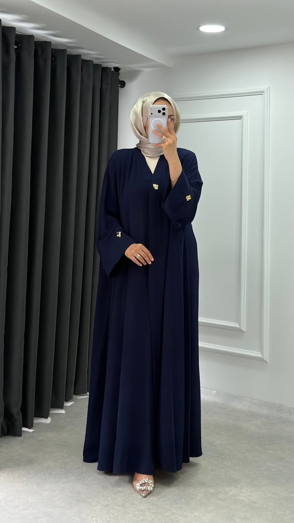 Yüsra Ferace | Lacivert