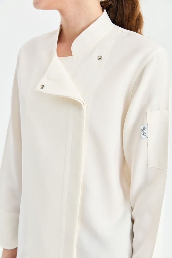1923 Gizli Pat Kadın Şef Ceketi Krem - Keten Dokulu Esnek Mutfak Kıyafeti - MyChef Uniforms