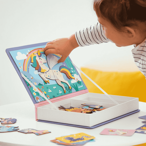 Janod Mıknatıslı Oyun Kitabı - Unicornlar