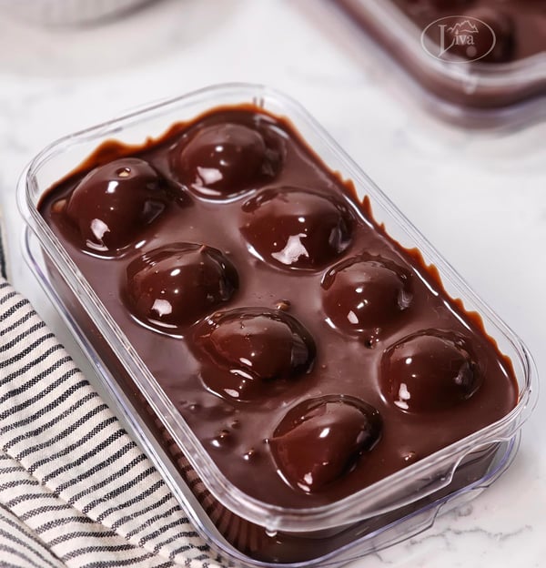 Liva Dökme Profiterol