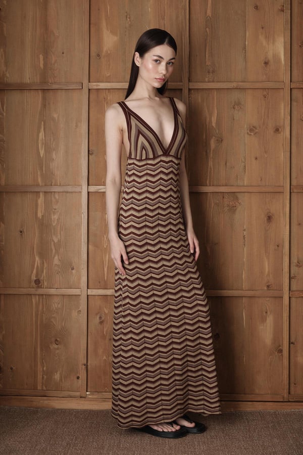 Kahverengi Zikzak Desenli Plaj Elbisesi