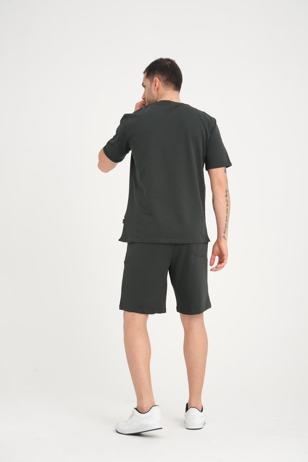 İki İplik Pamuklu Duble Kol Yırtmaçlı T-Shirt Şort Takım - Çam Yeşili
