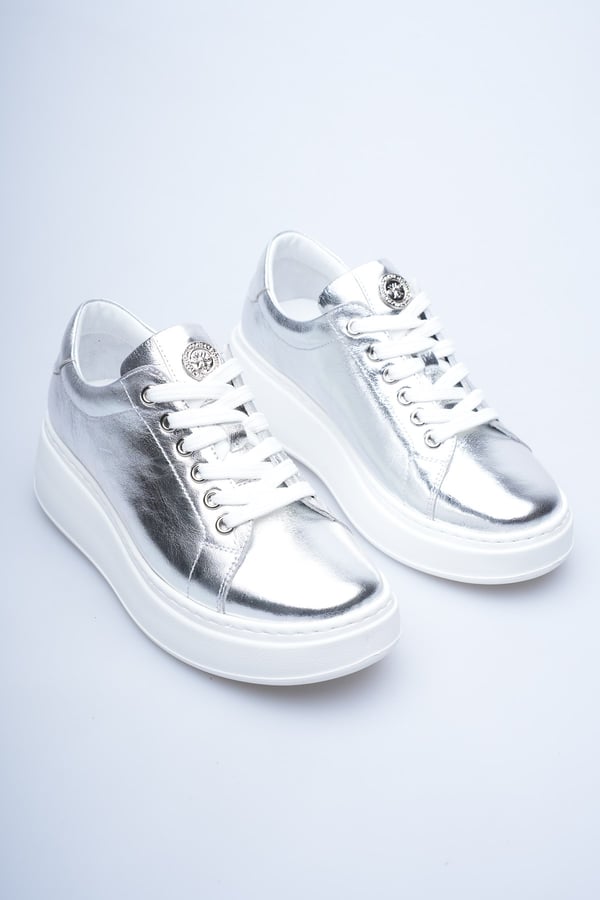 Paris Hakiki Deri Kadın Sneaker Comfort Yumuşak Günlük Spor Ayakkabı Gümüş
