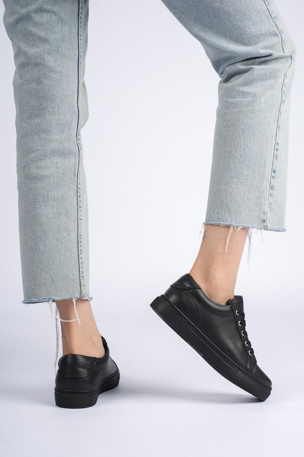 Sofia Kadın Sneaker Hakiki Deri İçi Deri Comfort Yumuşak Taban Günlük Ayakkabı