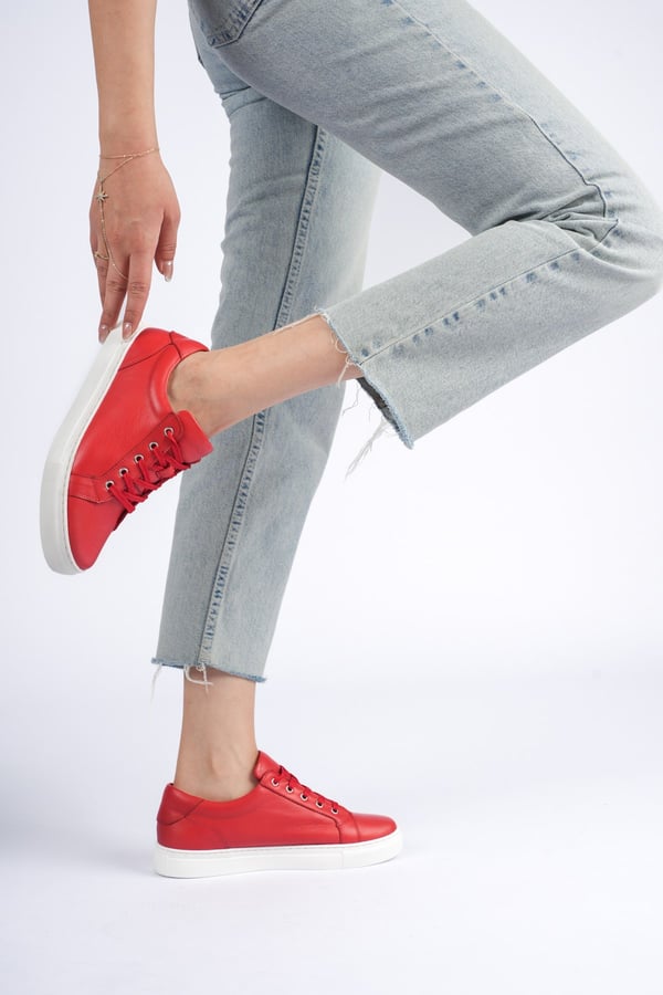 Sofia Kadın Sneaker Hakiki Deri İçi Deri Comfort Yumuşak Taban Günlük Ayakkabı