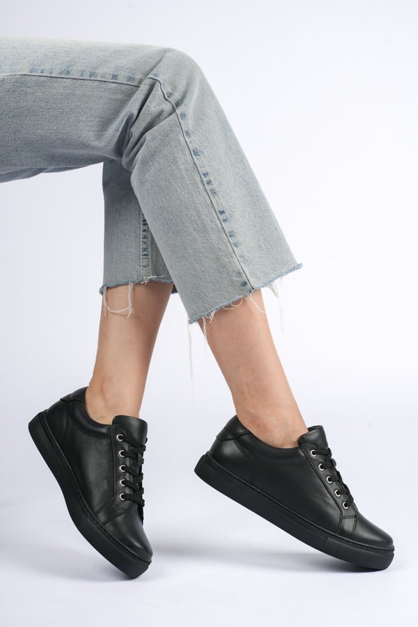 Sofia Kadın Sneaker Hakiki Deri İçi Deri Comfort Yumuşak Taban Günlük Ayakkabı