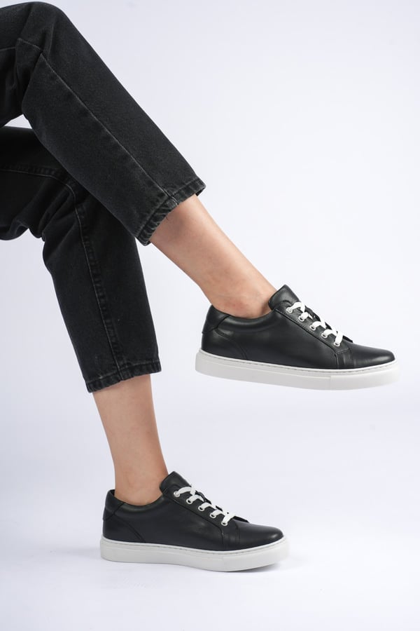 Sofia Kadın Sneaker Hakiki Deri İçi Deri Comfort Yumuşak Taban Günlük Ayakkabı