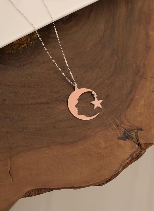 925 AYAR GÜMÜŞ ATATÜRK VE SALLANTILI YILDIZ DESENLİ KOLYE