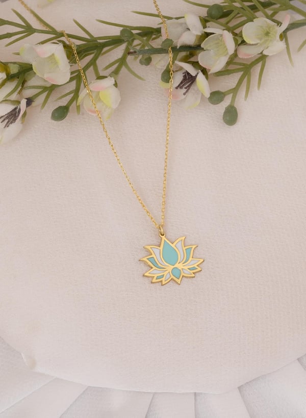 MİNELİ ALTIN LOTUS ÇİÇEĞİ KOLYE