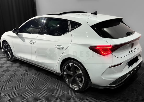 CUPRA LEON YAN LİP