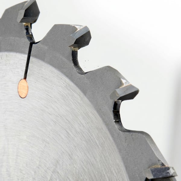 pompa-davinci-230x8x30mm-24-dis-alumin-1-d92c.png