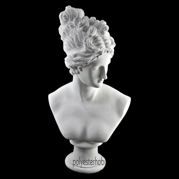 ob-1700-dev-yunan-kadin-bust-ham-polye-6b-4f9.png