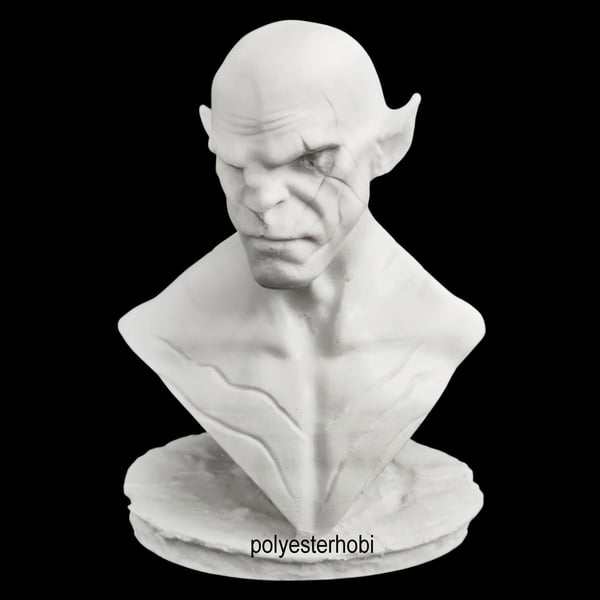 ob-2371-hobbit-azog-lord-bust-ham-poly-f78b01.jpg