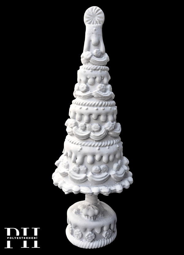 OB 2716 - Çam Ağacı  Pasta Detaylı Heykel Ham Polyester Yılbaşı Obje (37 x 15 cm)