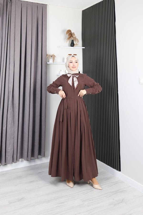 YAKASI FULAR DETAYLI KUPRA ELBİSE