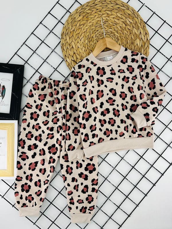 1000-26 Leopar Desenli Kız Çocuk Penye Pijama Takımı-BEJ