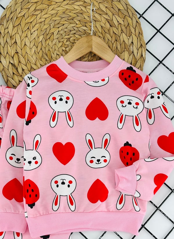 1000-28 Tavşan Çilek Baskılı Kız Çocuk Penye Pijama Takımı-PEMBE