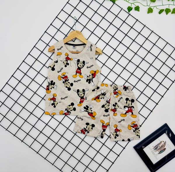2703 Japone Kol Mickey Baskılı Erkek Çocuk Penye Şortlu takım-BEJ