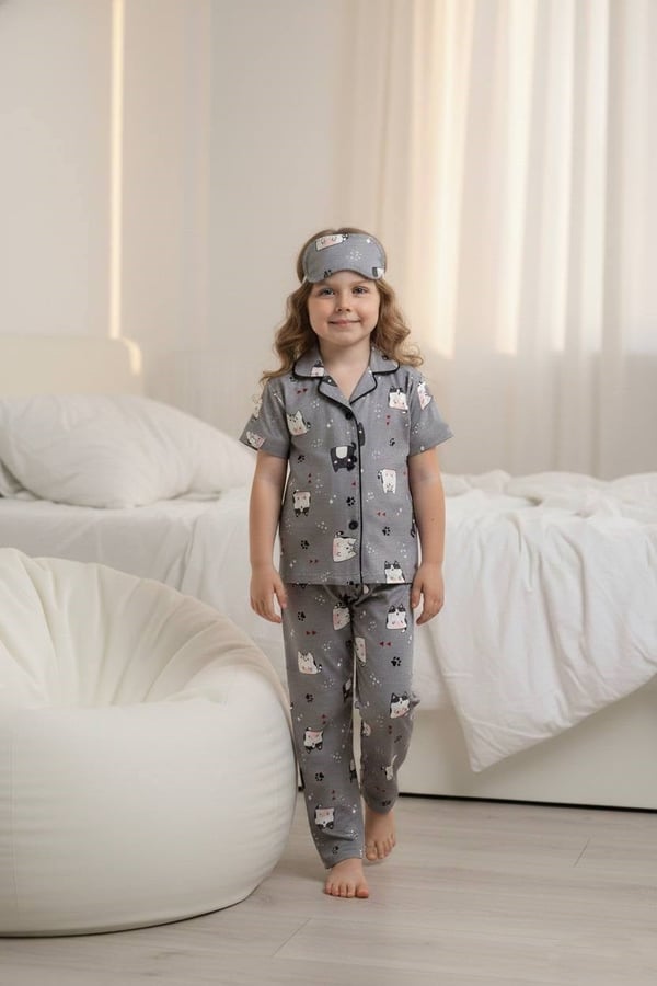 29000-9 Kedi Pati Baskılı Kız Çocuk Penye Kısa Kol Düğmeli Bandanalı Pijama Takım-KOYU GRİ