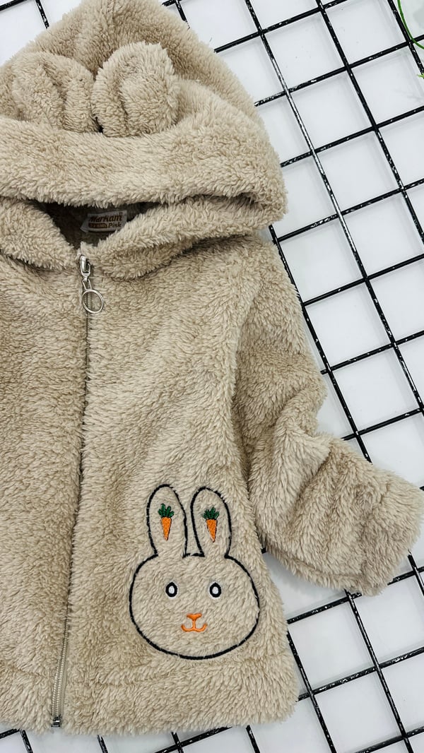300-2 Tavşan Nakışlı Kız Çocuk Çantalı Polar Hırka-BEJ
