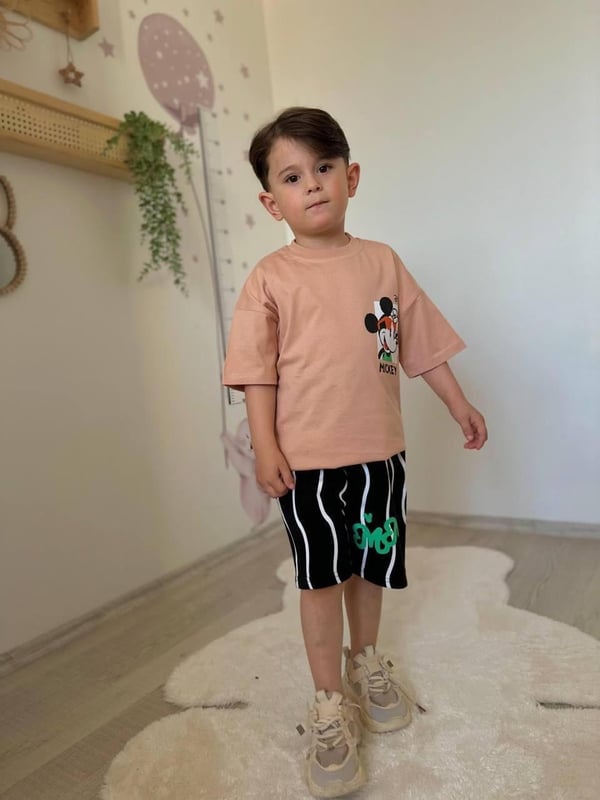 3703-1 Mıckey Baskılı Erkek Çocuk Penye Şortlu Takım-BEJ