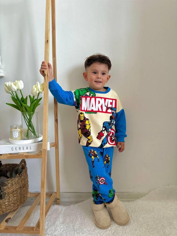 4015 Marvel yazılı Karekter Baskılı Erkek Çocuk Şardonsuz Üç İplik Takım-KREM