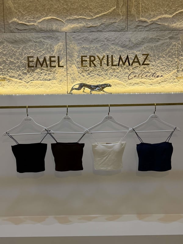 Siyah Crop Atlet