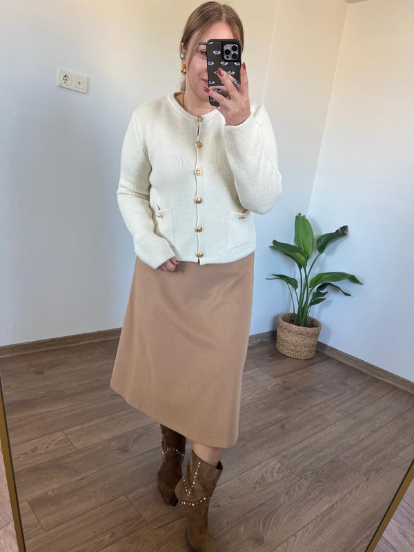 Beli Lastikli Yumoş Etek