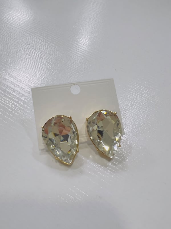 Damla Stone 