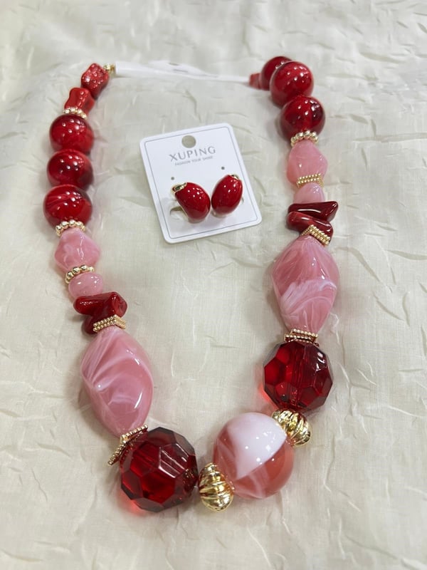 İri Taşlı Mika Kolye (Kırmızı-Pembe)