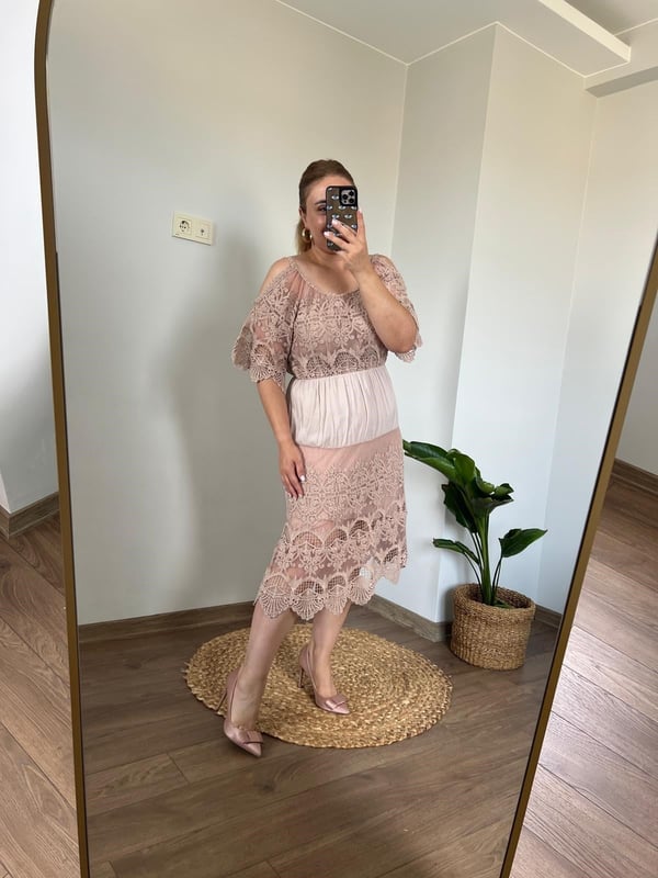 İtalyan Güpür Detaylı Elbise(Toz pembe) 