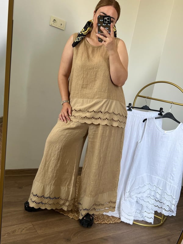 Kolsuz Eteği Fisto Detaylı İtalyan Bluz (Camel) 