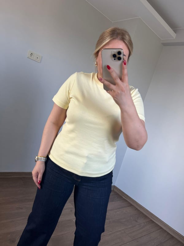 Orijinal Marka  Bisiklet Yaka Basic Tshirt (Sarı)