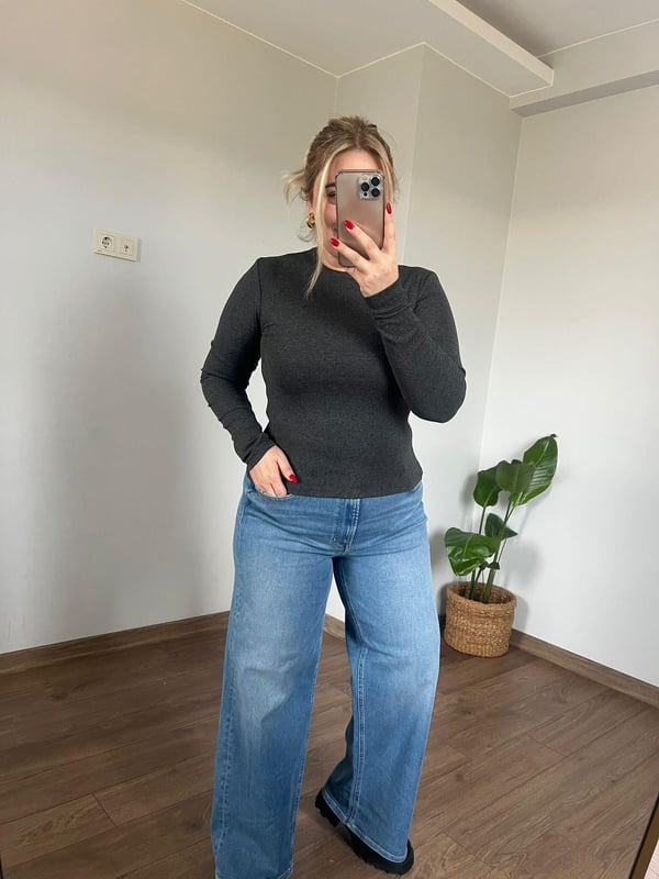 Parmak Geçmeli Bisiklet Yaka Basic Body (Gri)