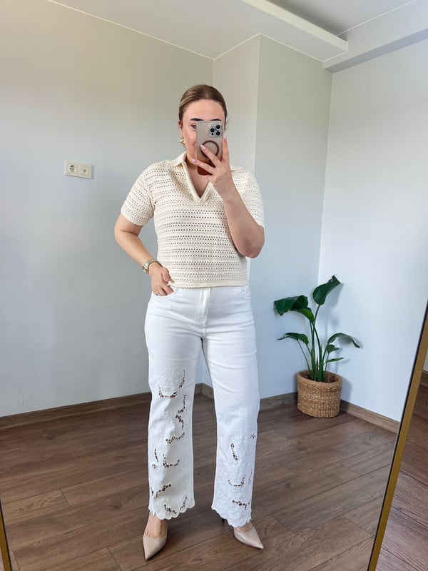Polo Yaka Delik Detaylı Orjinal Marka Bluz