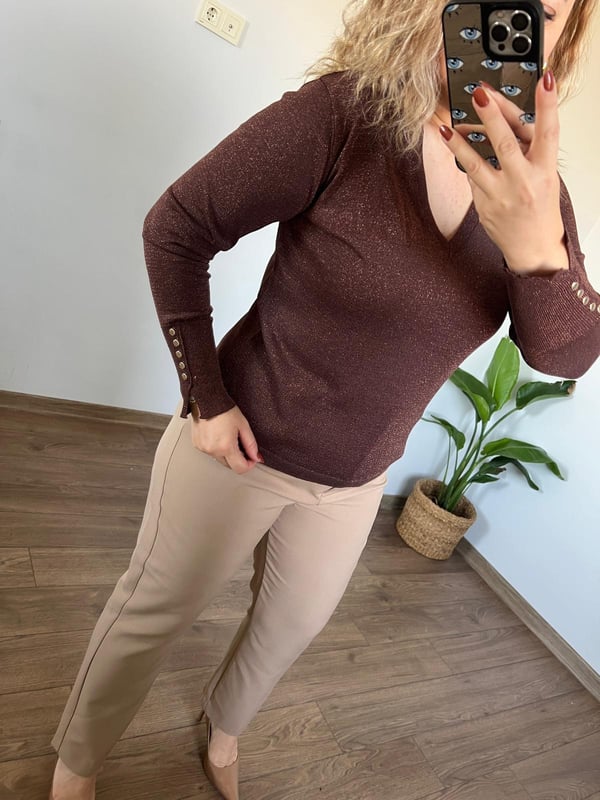 V Yaka Simli İnce Triko Bluz (Kahve) 