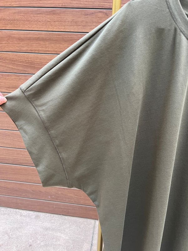 Yuvarlak Yaka Düşük Kol Büyük Beden Tshirt 