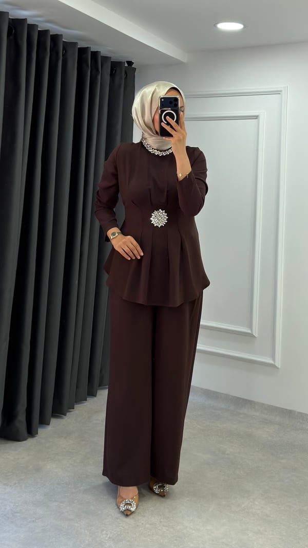 Meral Takım | Kahve