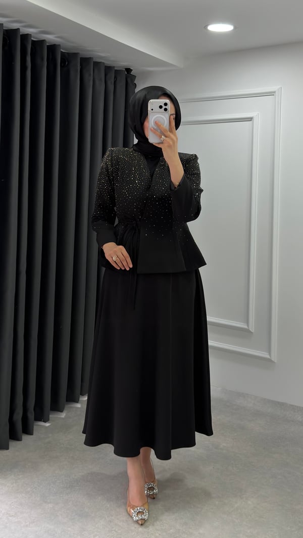 Nilsu Takım | Siyah