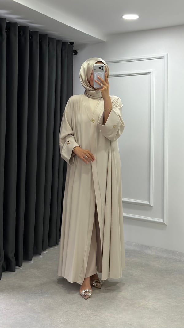 Yüsra Ferace | Bej