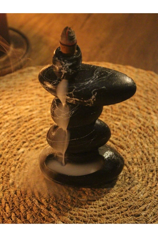 4 Taş Şelale Geri Akış Tütsülük ve 10 Adet Palo Santo Geri Akış Tütsü