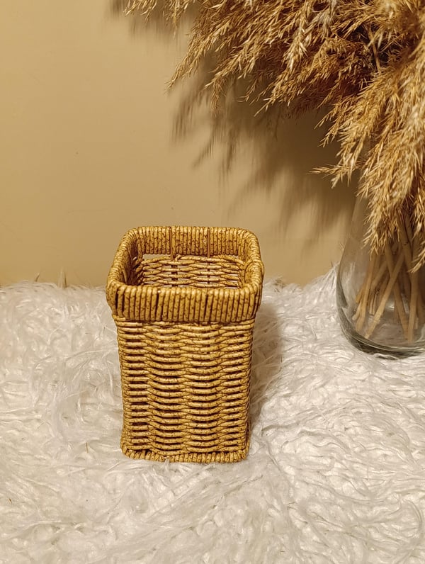 Hasır Rattan Kare Kaşıklık / Organizer