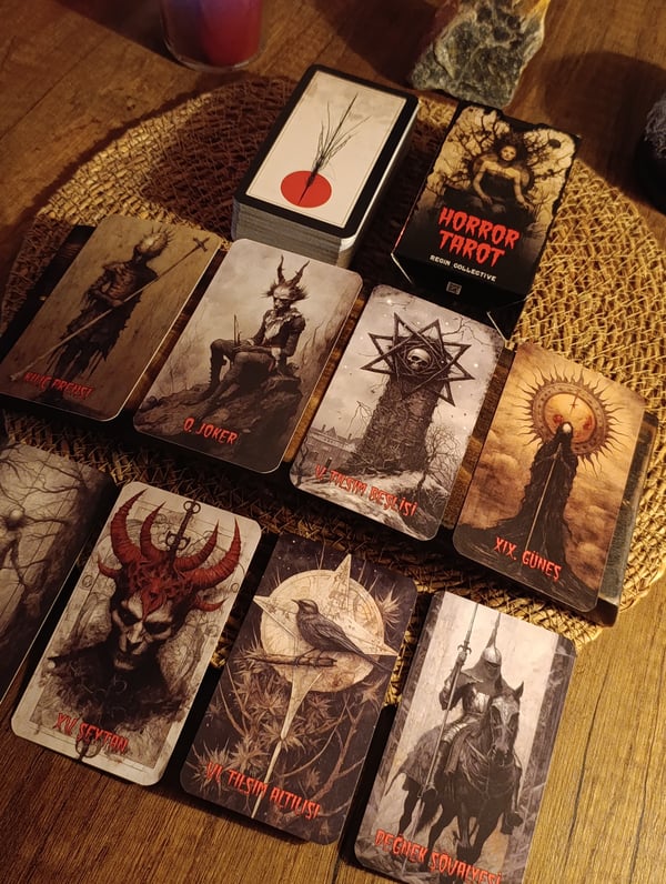 Horror Tarot Destesi 78 Kart - Arındırma Kesesi Hediyeli
