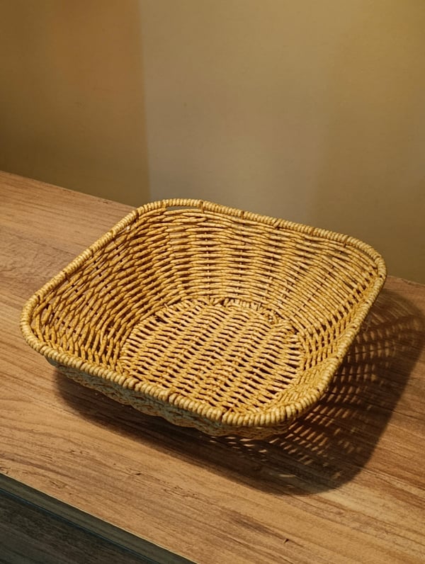 Küçük Boy Hasır Rattan Yuvarlak Sunumluk / Meyve Sepeti / Ekmeklik