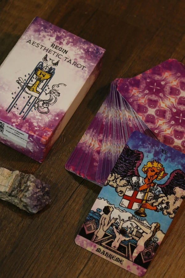 Mor Beyaz Spiritüel Enerji Tarot Destesi 78 Kart